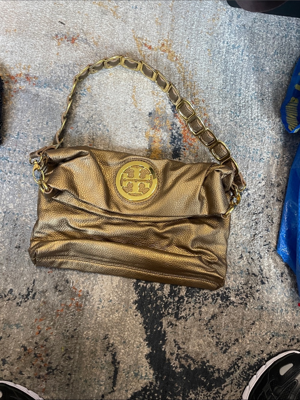 Tory Burch Gold Leather Shoulder Bag with Chain Strap